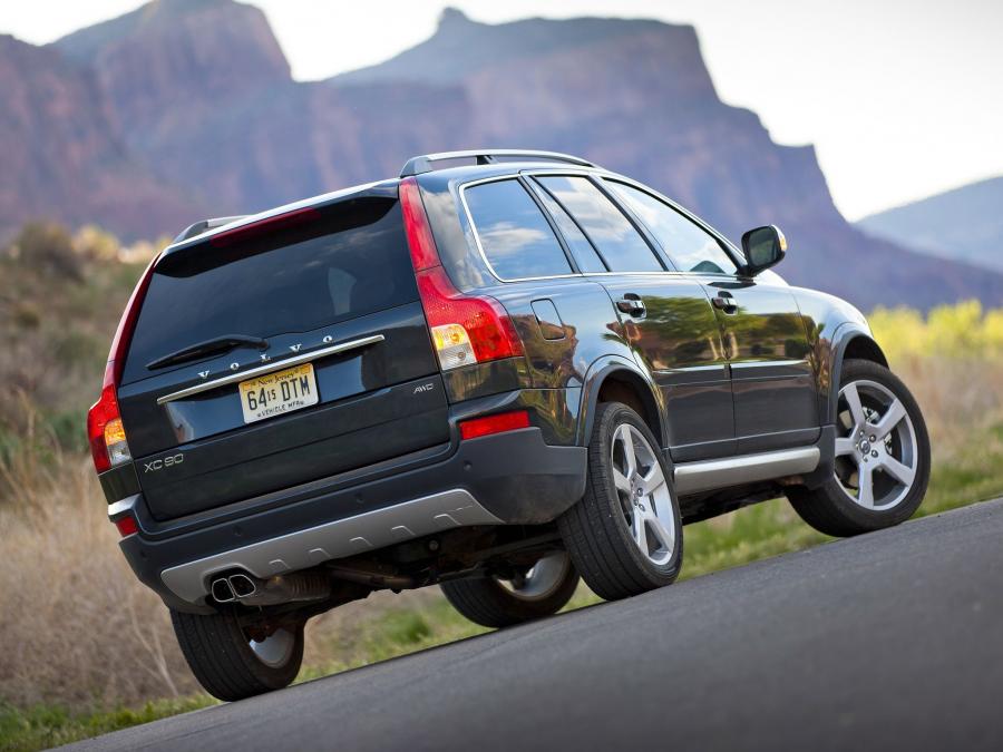  Volvo XC90 R-Design 2009 года  (US) (фото 3 из 3)